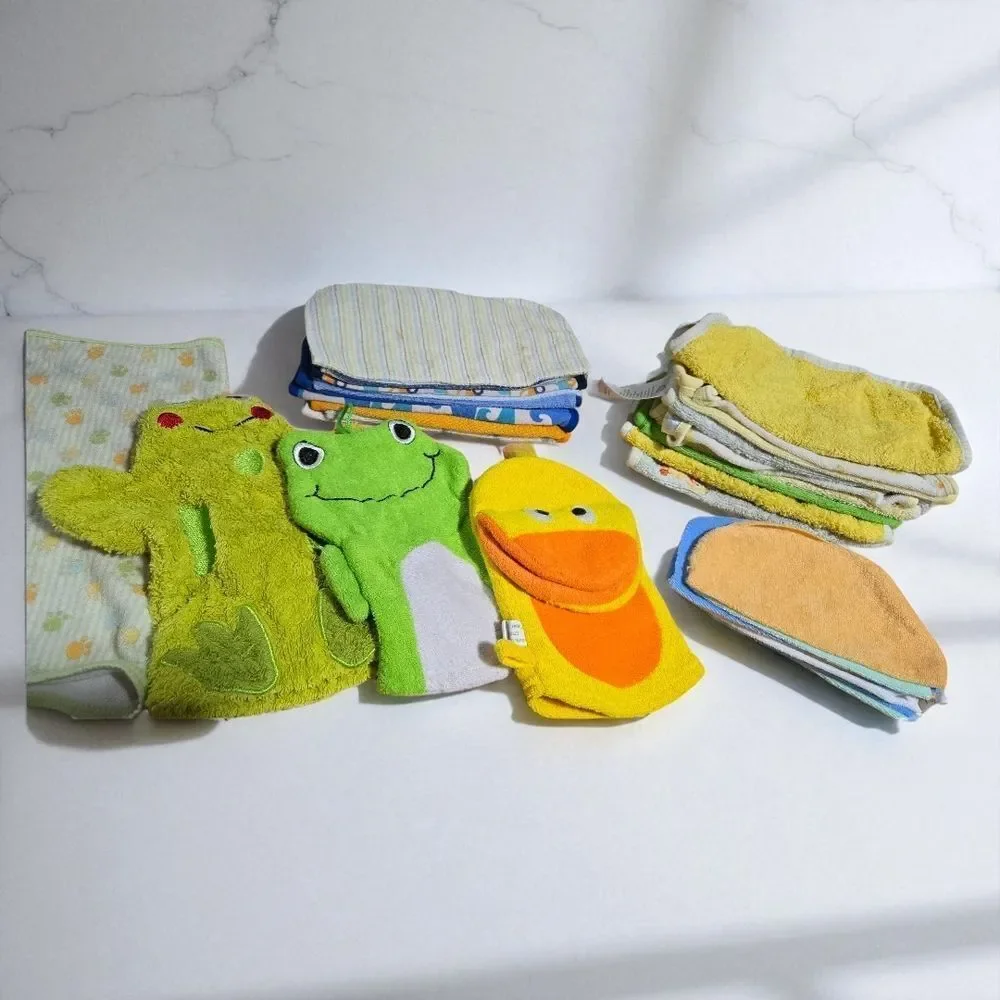 Frog Duck Baby Bath Set Huge 31pc Lot Washcloths Mitt Puppets Unisex Variety